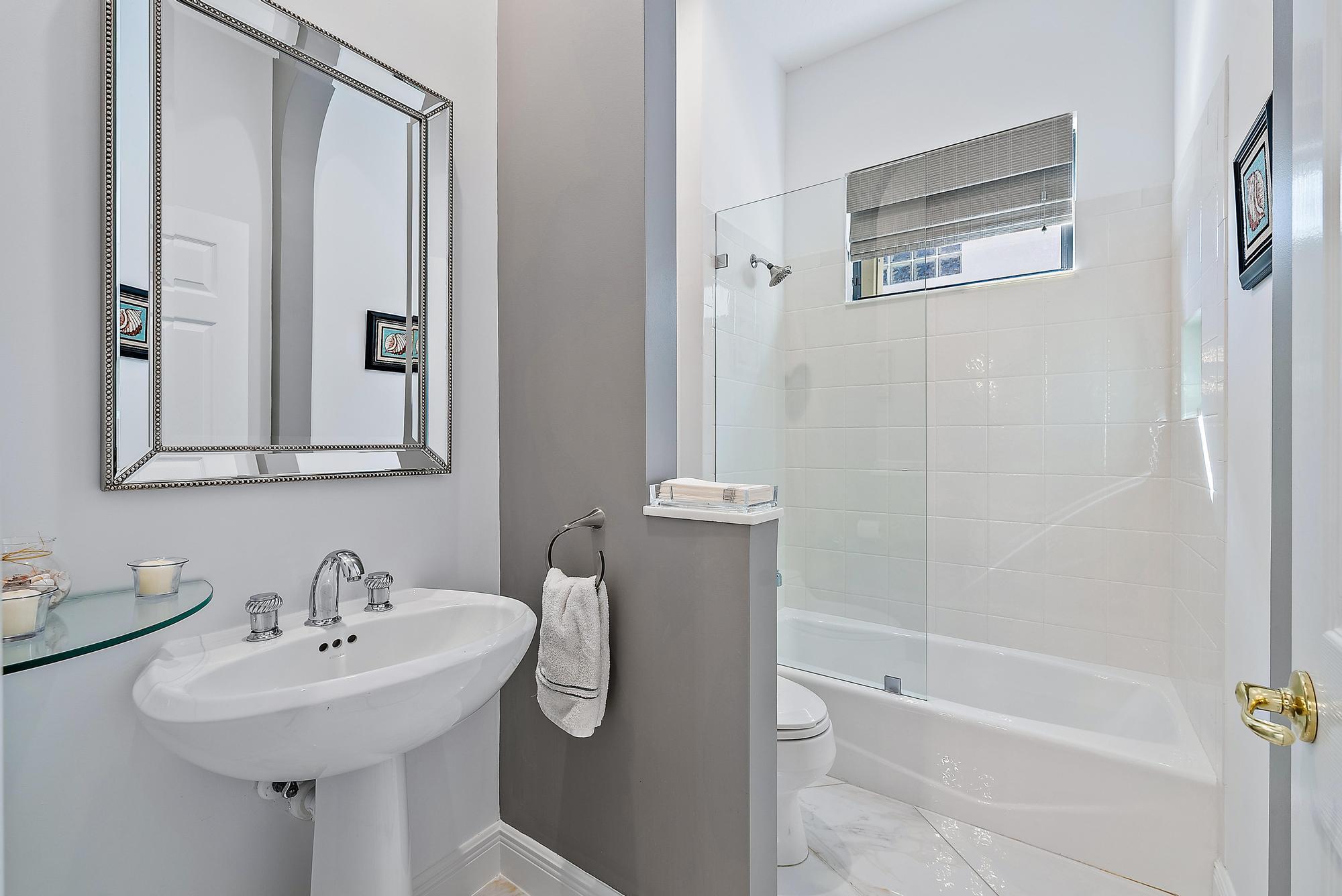 IBIS GOLF AND COUNTRY CLU - Residential