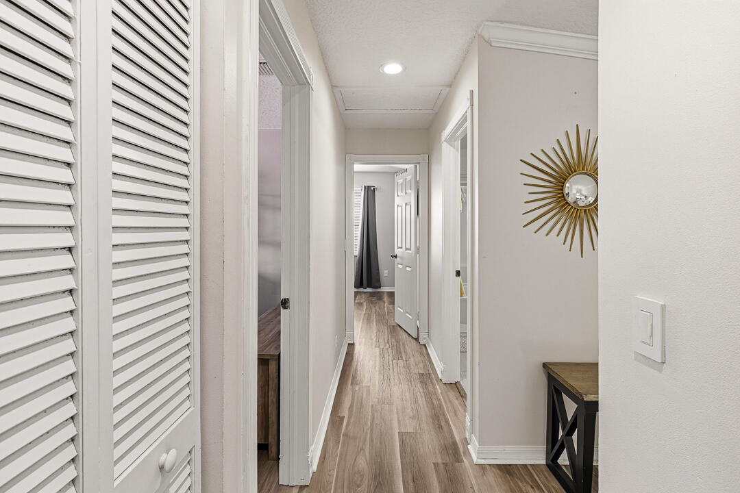 MARINER VILLAGE - Residential