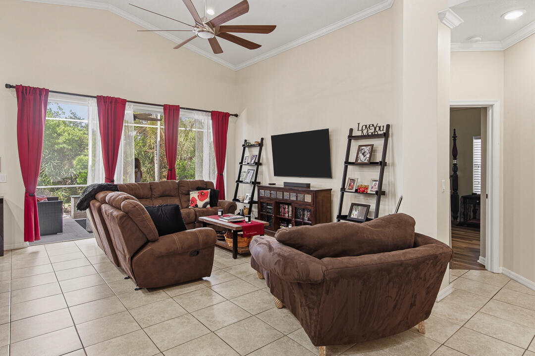 MARINER VILLAGE - Residential