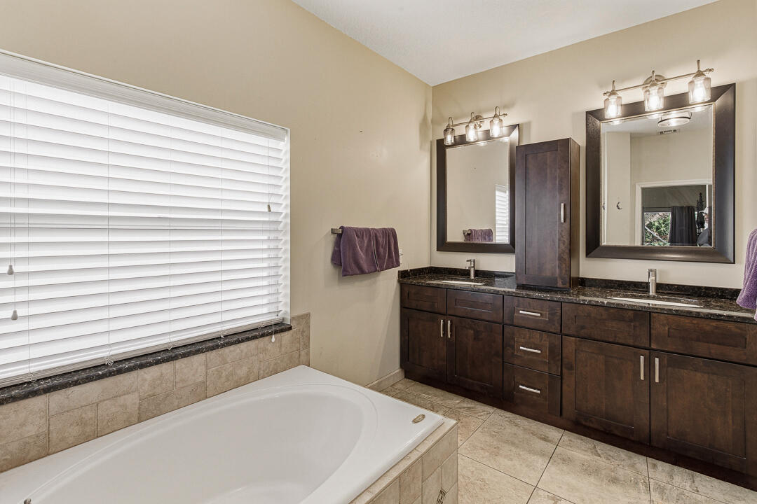 MARINER VILLAGE - Residential