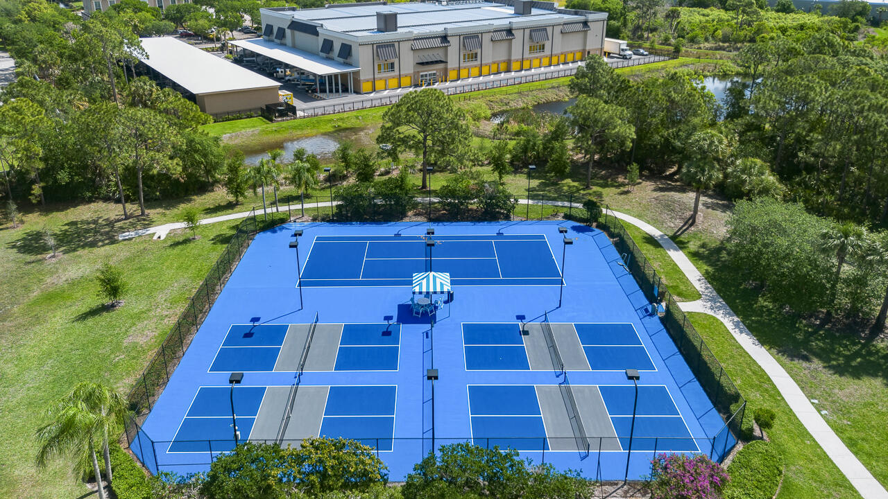 MARINER VILLAGE - Residential