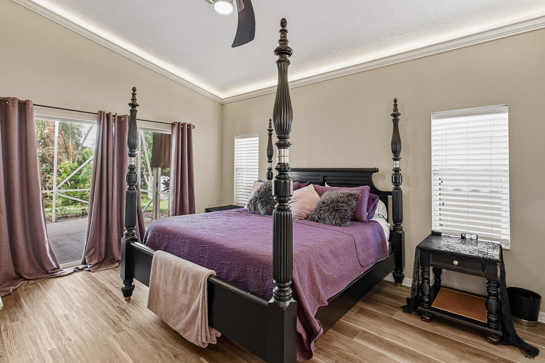 MARINER VILLAGE - Residential