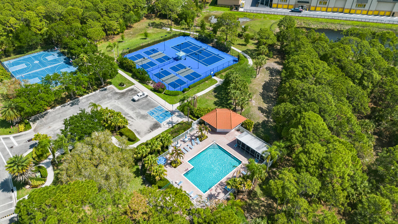 MARINER VILLAGE - Residential