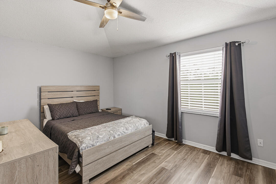 MARINER VILLAGE - Residential