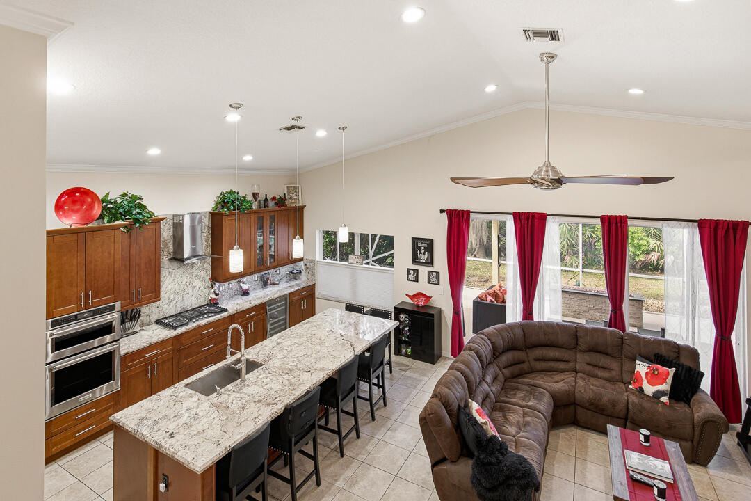 MARINER VILLAGE - Residential