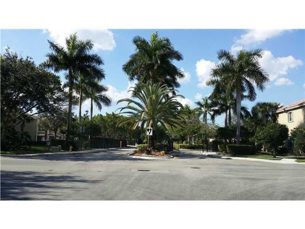 Photo of 753 SW 122ND TER #0, Pembroke Pines, FL 33025 (MLS # F10308650)