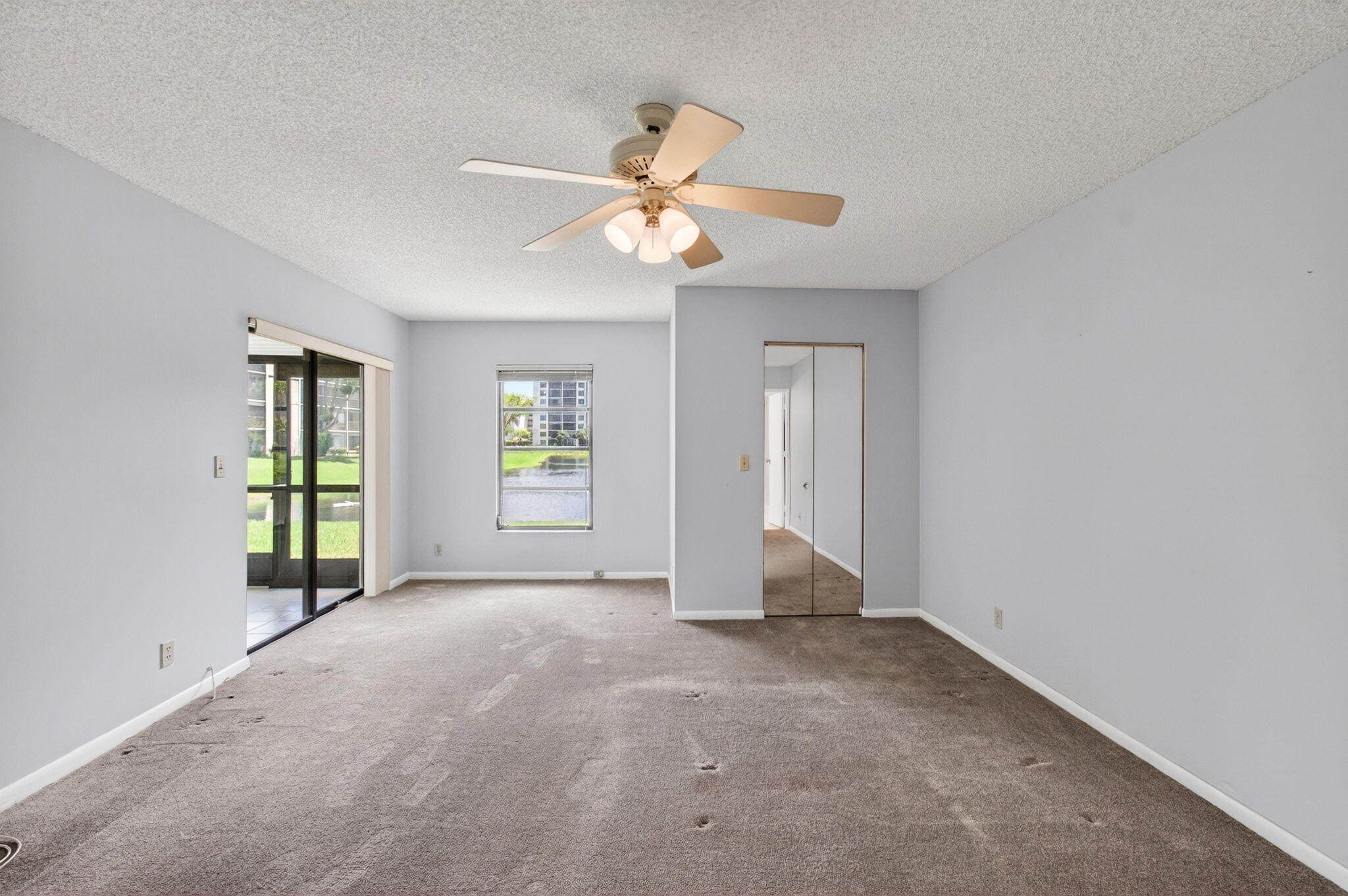 HUNTINGTON LAKES SEC ONE CONDOS - Residential