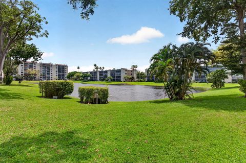 Tiny photo for 6655 Kensington Lane, Delray Beach, FL 33446 (MLS # B26032150)