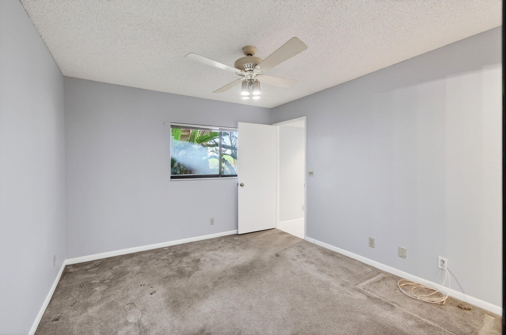 HUNTINGTON LAKES SEC ONE CONDOS - Residential