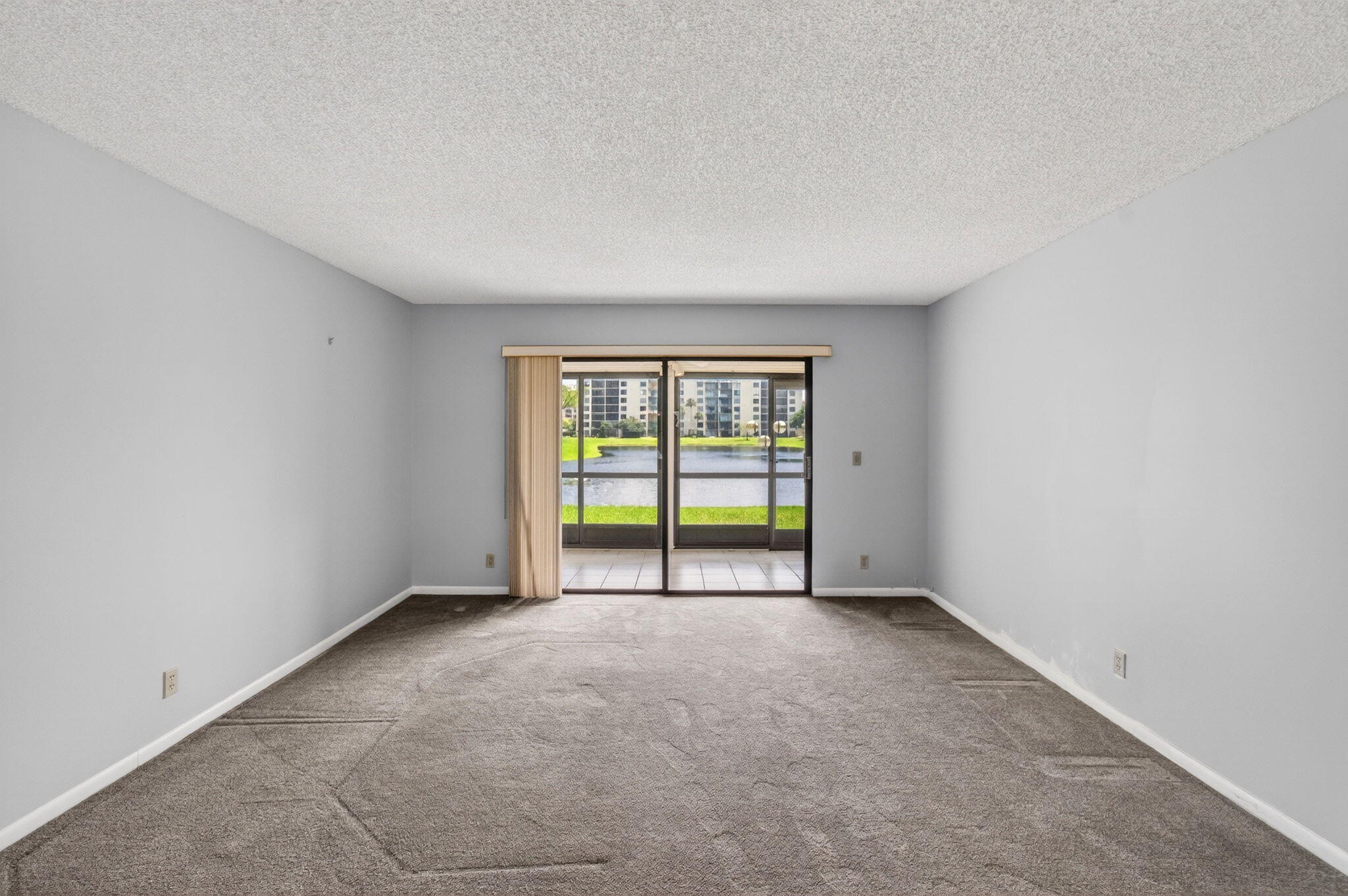 HUNTINGTON LAKES SEC ONE CONDOS - Residential