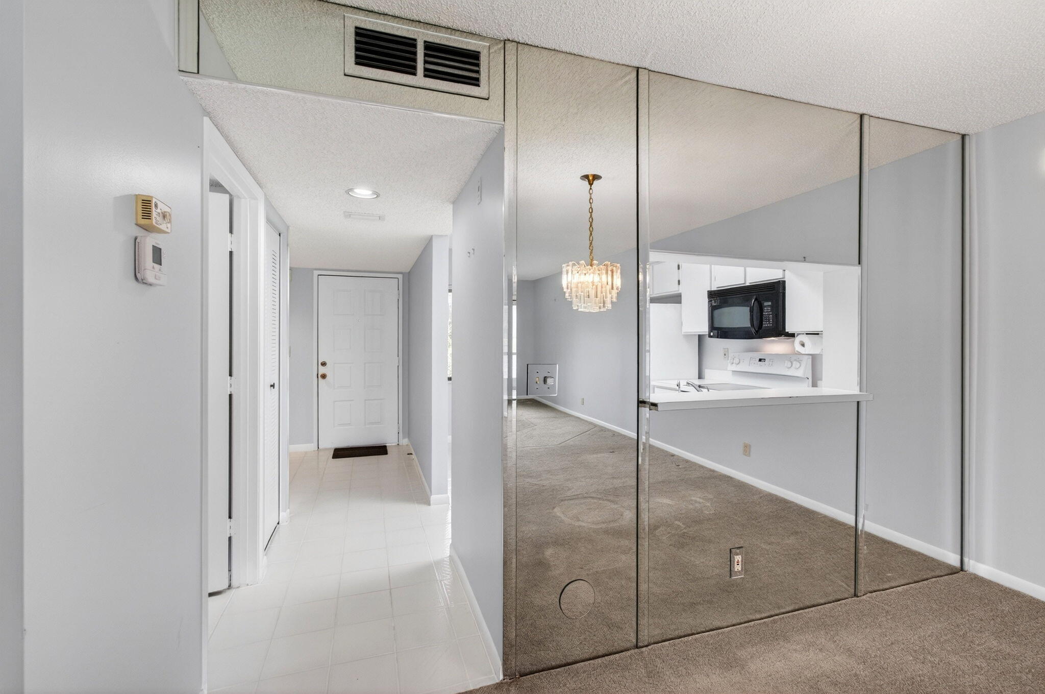 HUNTINGTON LAKES SEC ONE CONDOS - Residential
