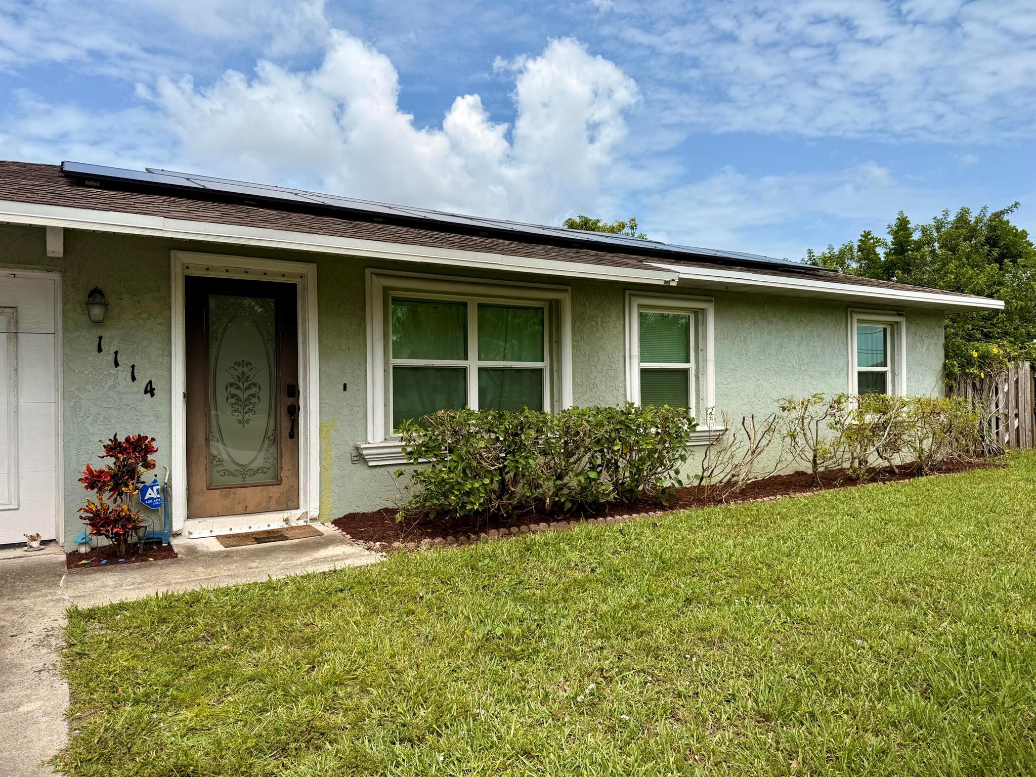 Welcome Home! This CBS Built home has lots to offer including CBS Construction, extra living space off dining room, high Ceilings, interior laundry room, beautiful mature trees and ceramic title/LVT flooring throughout. Home has shed and two outdoor lanai's, one covered. Central location to the turnpike and I-95, lots of restaurants and shops close by!