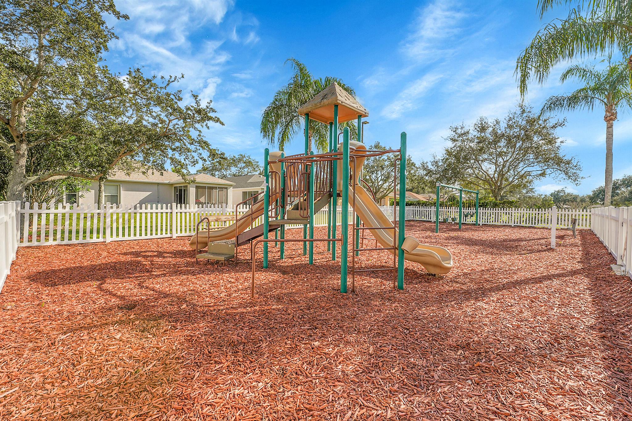 WATERFORD LAKES PHASE I S - Residential