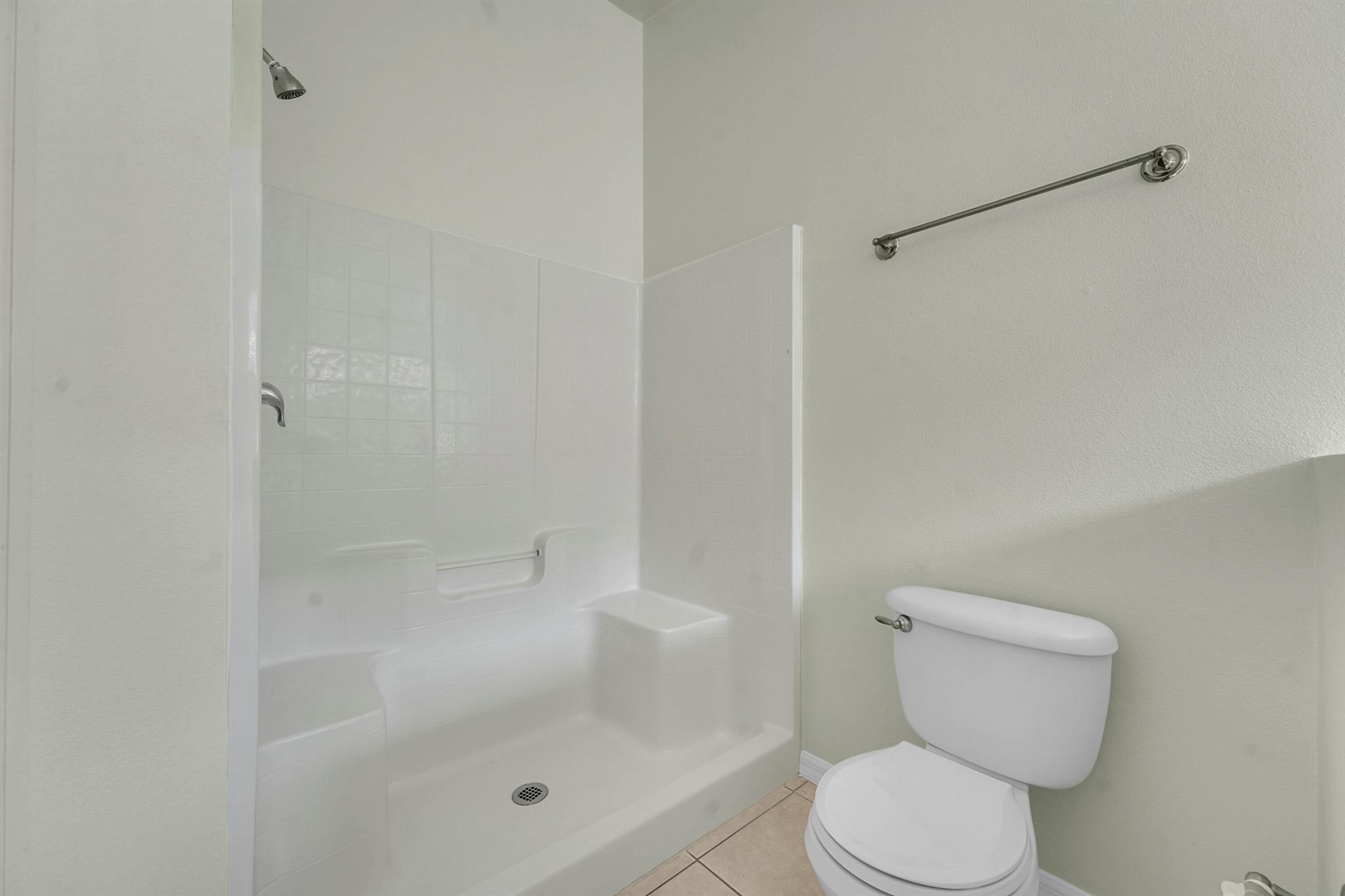 WATERFORD LAKES PHASE I S - Residential