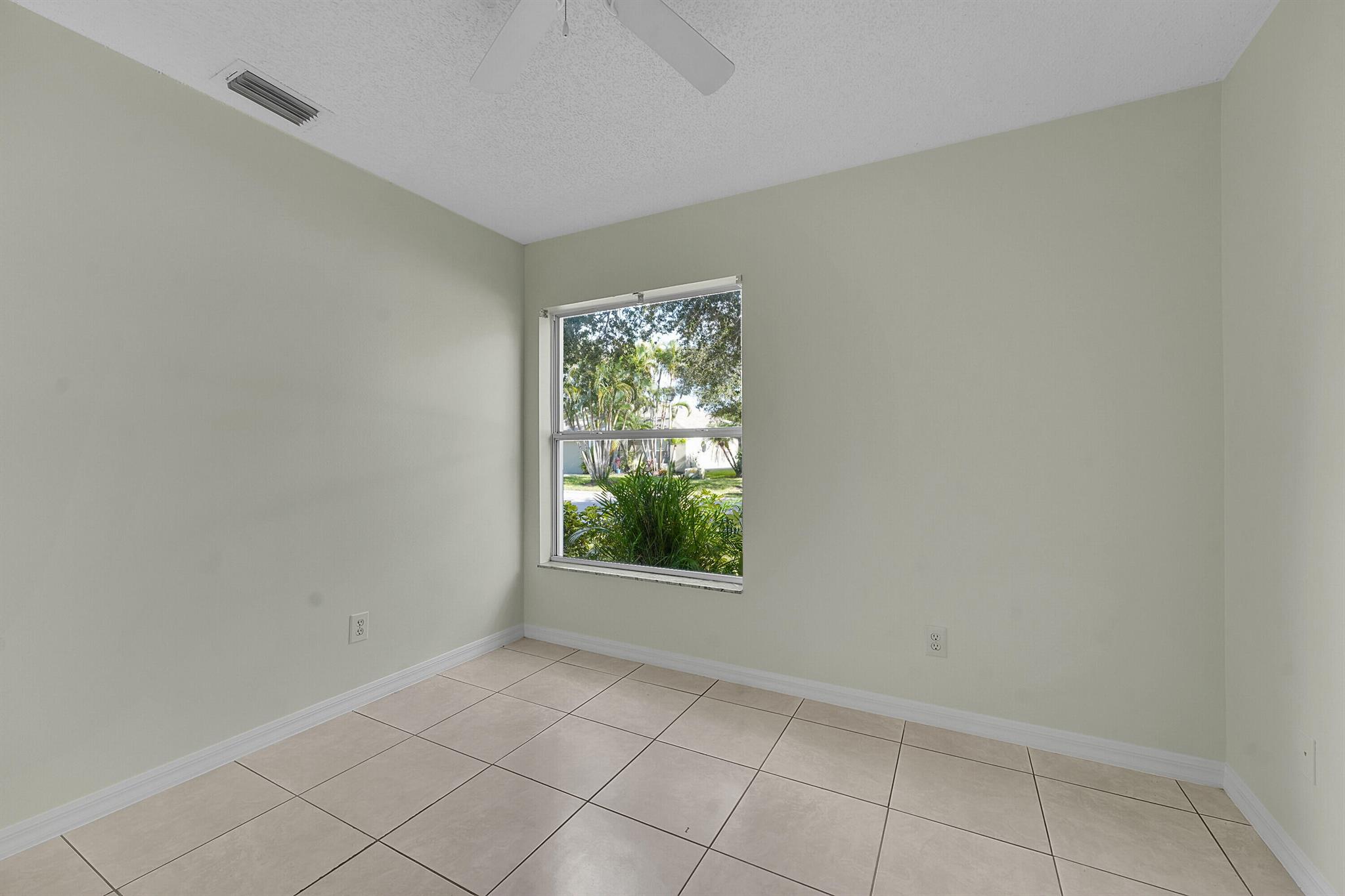 WATERFORD LAKES PHASE I S - Residential