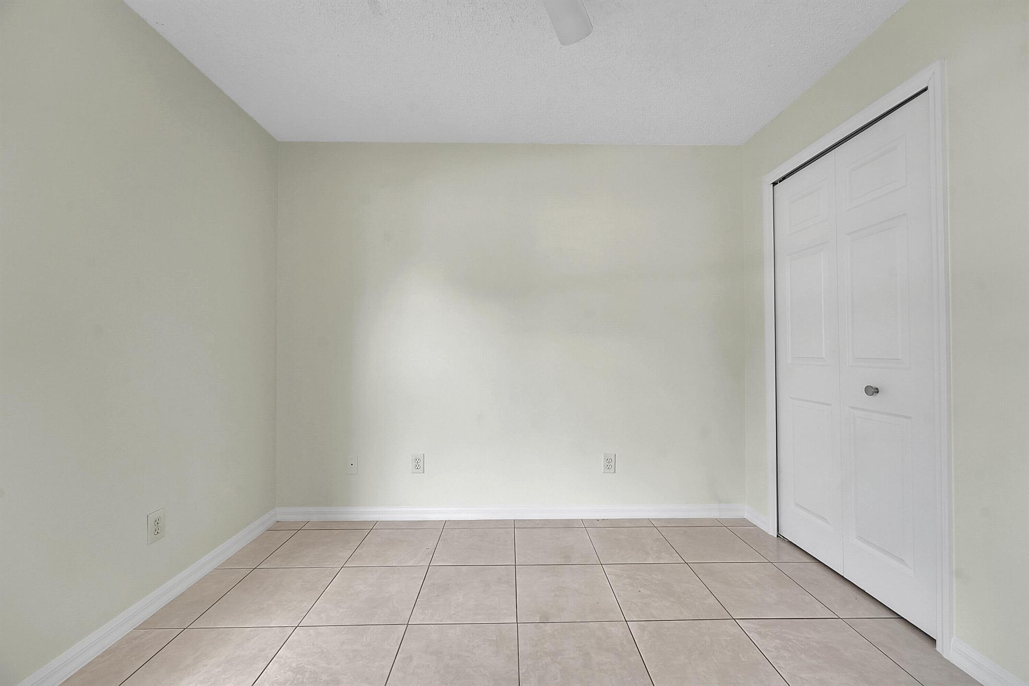 WATERFORD LAKES PHASE I S - Residential