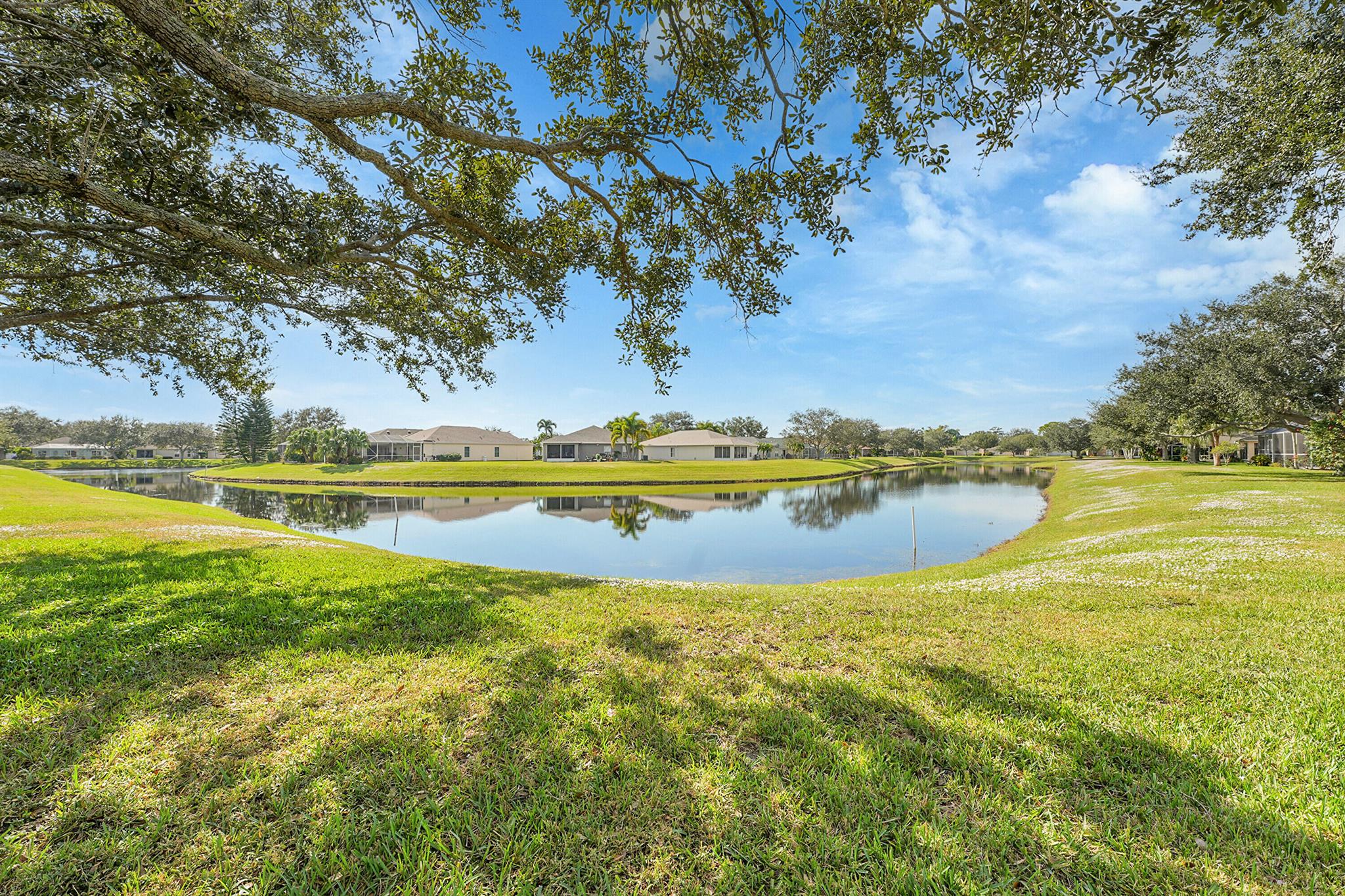 WATERFORD LAKES PHASE I S - Residential