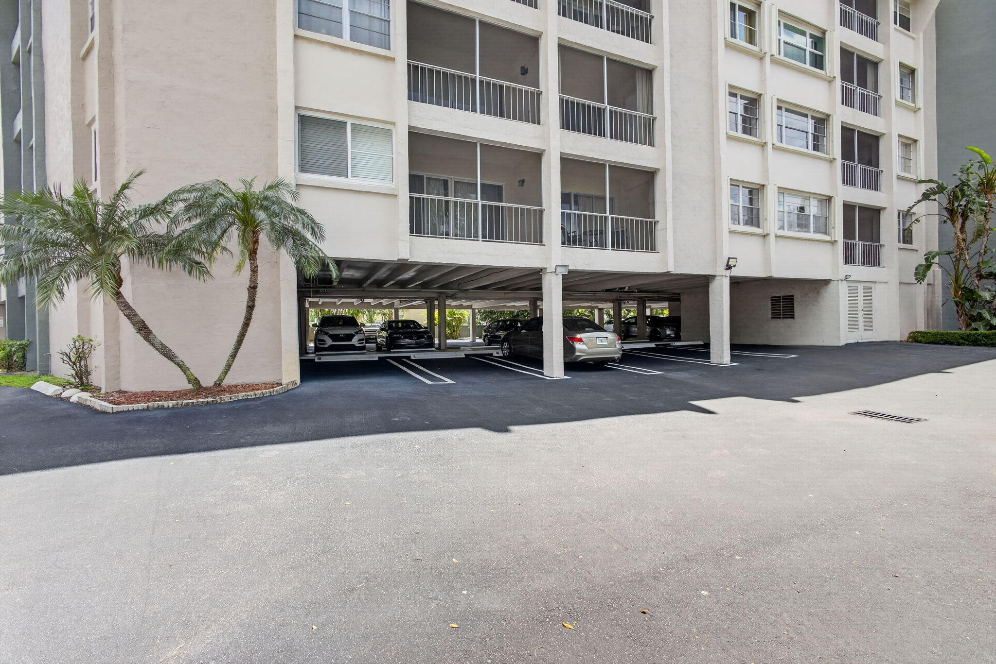 SPENCER PLACE CONDO - Residential