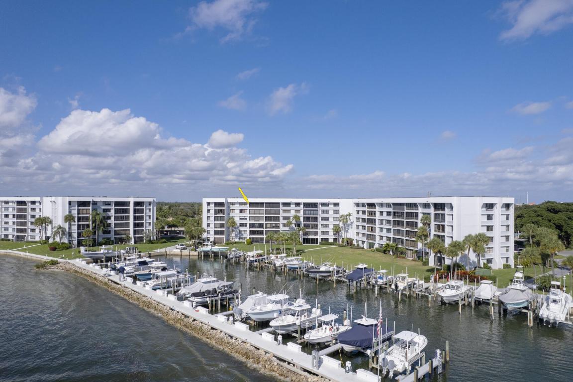 JUPITER COVE CONDO - Residential Lease