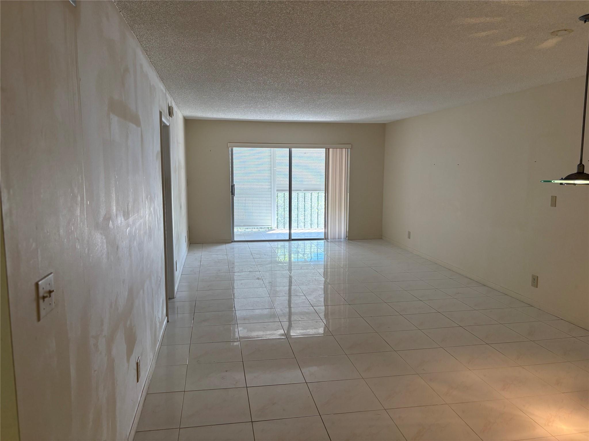 5900 NW 44 Street 607