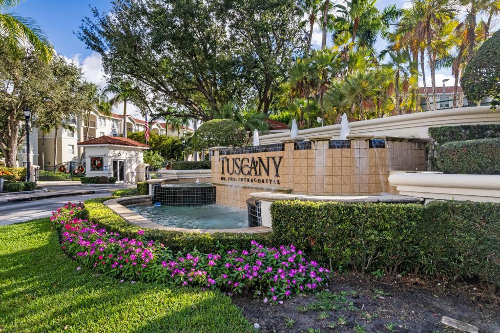 TUSCANY ON THE INTRACOAST - Residential