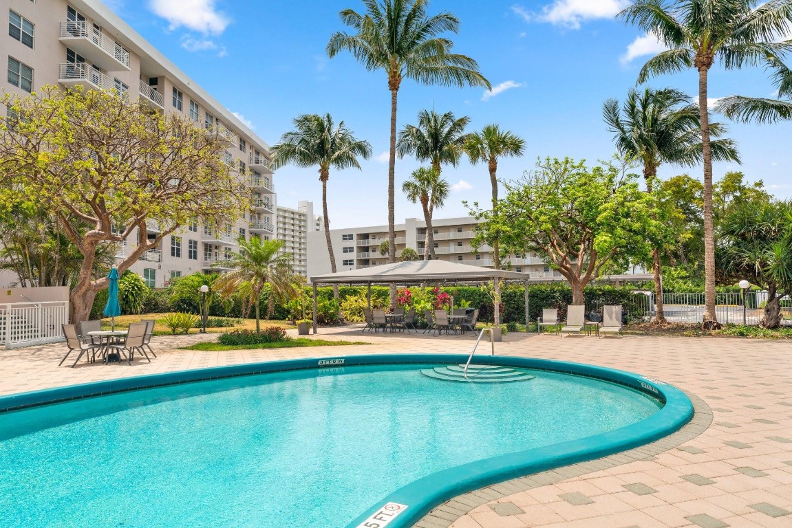 2851 S Ocean Boulevard 6-F