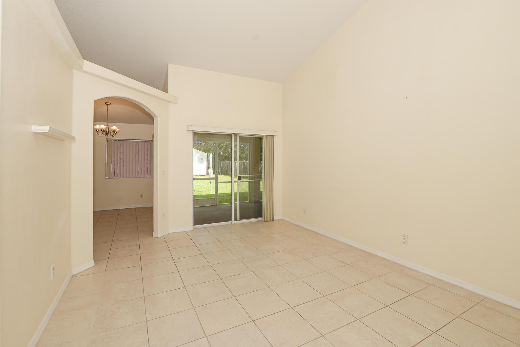 PORT ST LUCIE-SECTION 03 - Residential