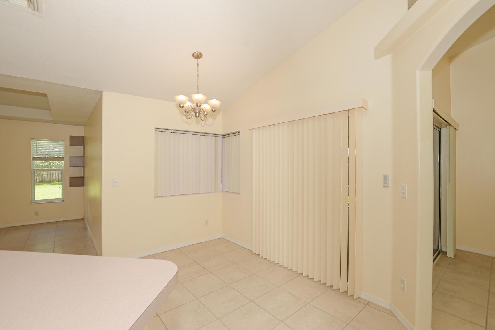 PORT ST LUCIE-SECTION 03 - Residential