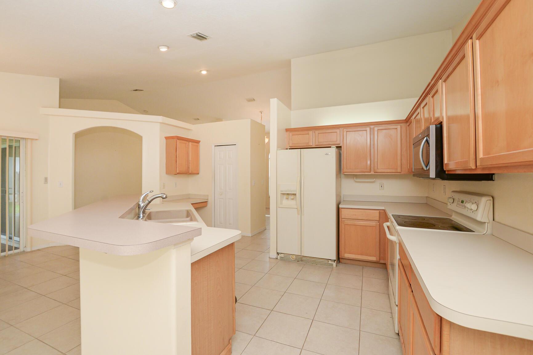 PORT ST LUCIE-SECTION 03 - Residential