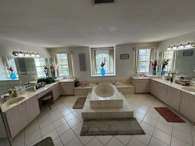 SILVER LAKES PHASE III REPLAT - Residential