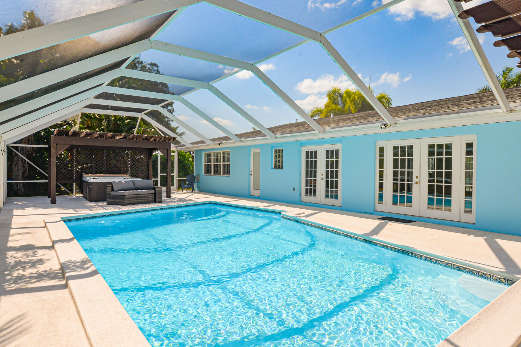 SANDPIPER BAY COMMUNITY - Residential