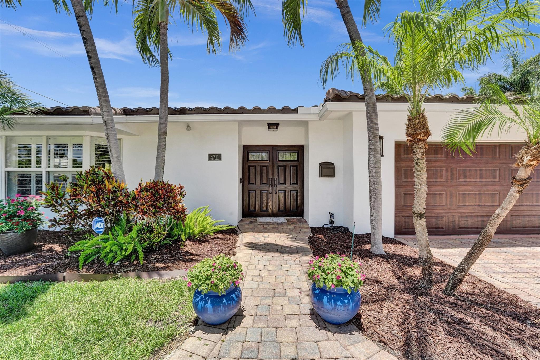 4711 Bayview Dr