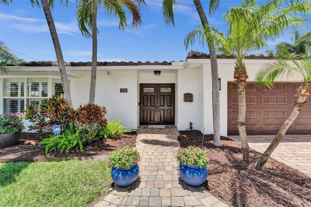 Photo of 4711 Bayview Drive, Fort Lauderdale, FL 33308 (MLS # F10511110)