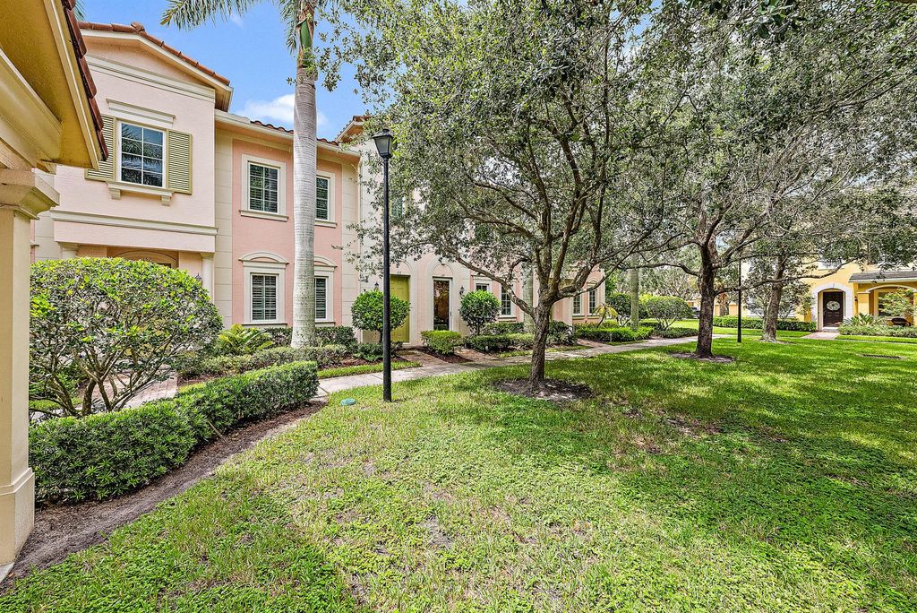 Photo of 153 Glencullen Circle, Jupiter, FL 33458 (MLS # R10897050)