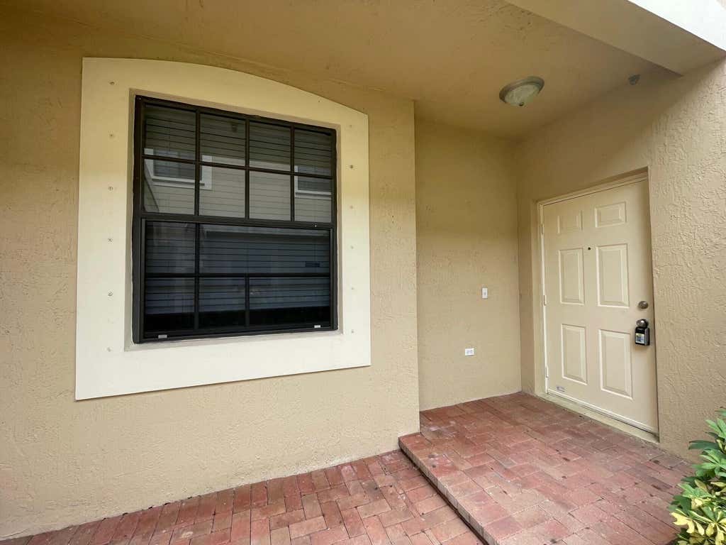 Photo of 4329 VINEYARD Circle #4329, Weston, FL 33332 (MLS # B26054422)