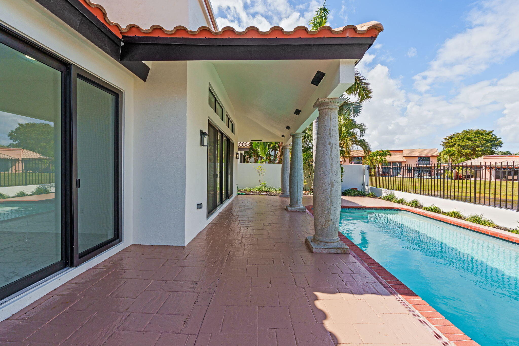VILLA FLORA AT BOCA POINTE - Residential