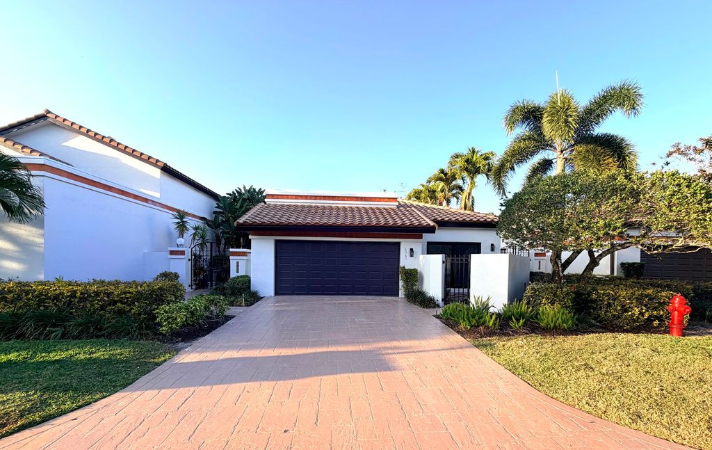 Photo of 6567 Via Benita, Boca Raton, FL 33433 (MLS # R11164536)