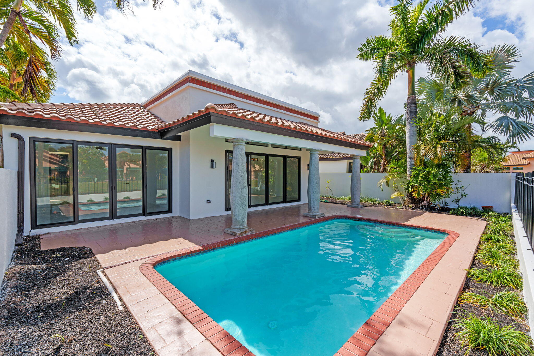 VILLA FLORA AT BOCA POINTE - Residential