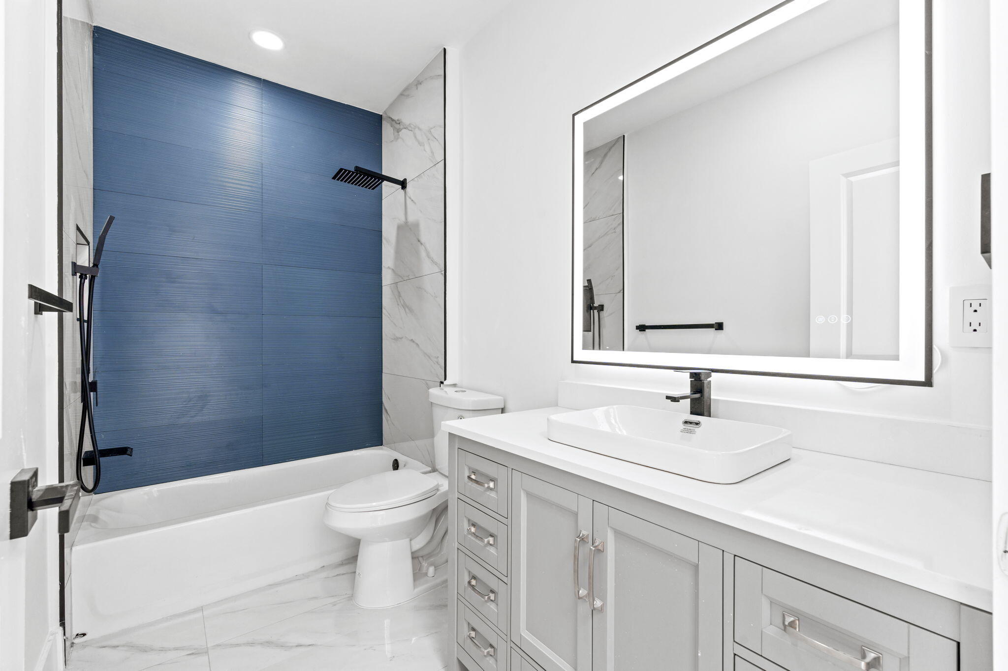 VILLA FLORA AT BOCA POINTE - Residential