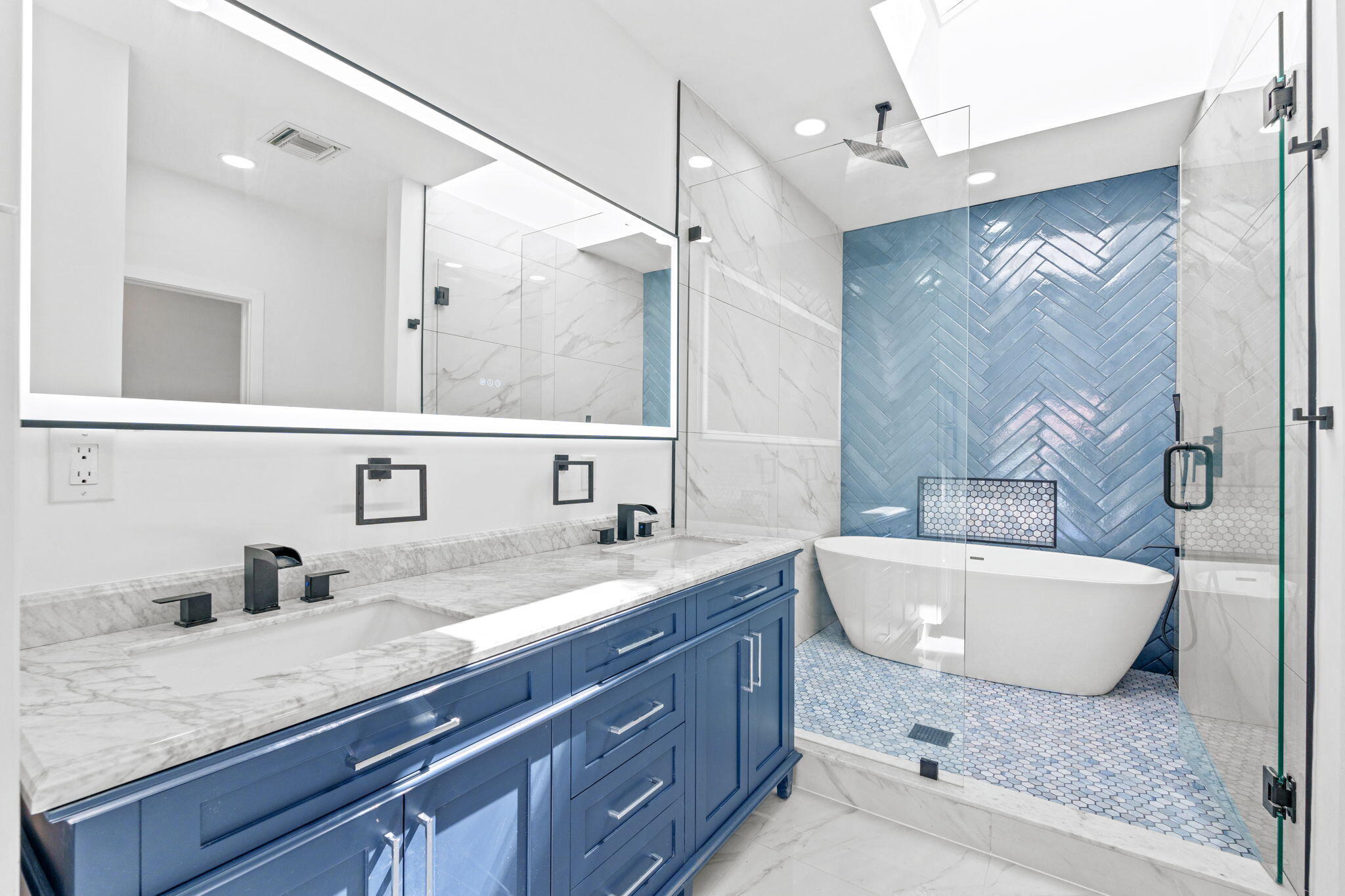 VILLA FLORA AT BOCA POINTE - Residential