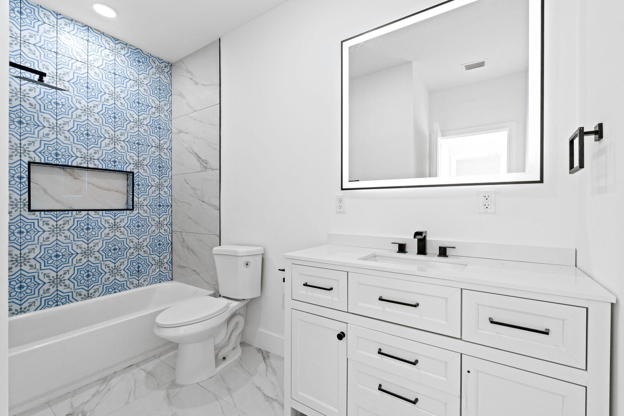 VILLA FLORA AT BOCA POINTE - Residential