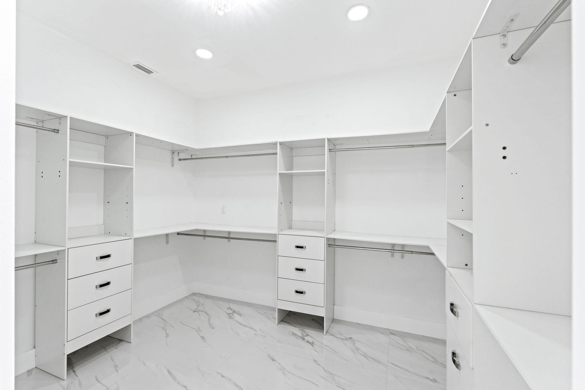 VILLA FLORA AT BOCA POINTE - Residential