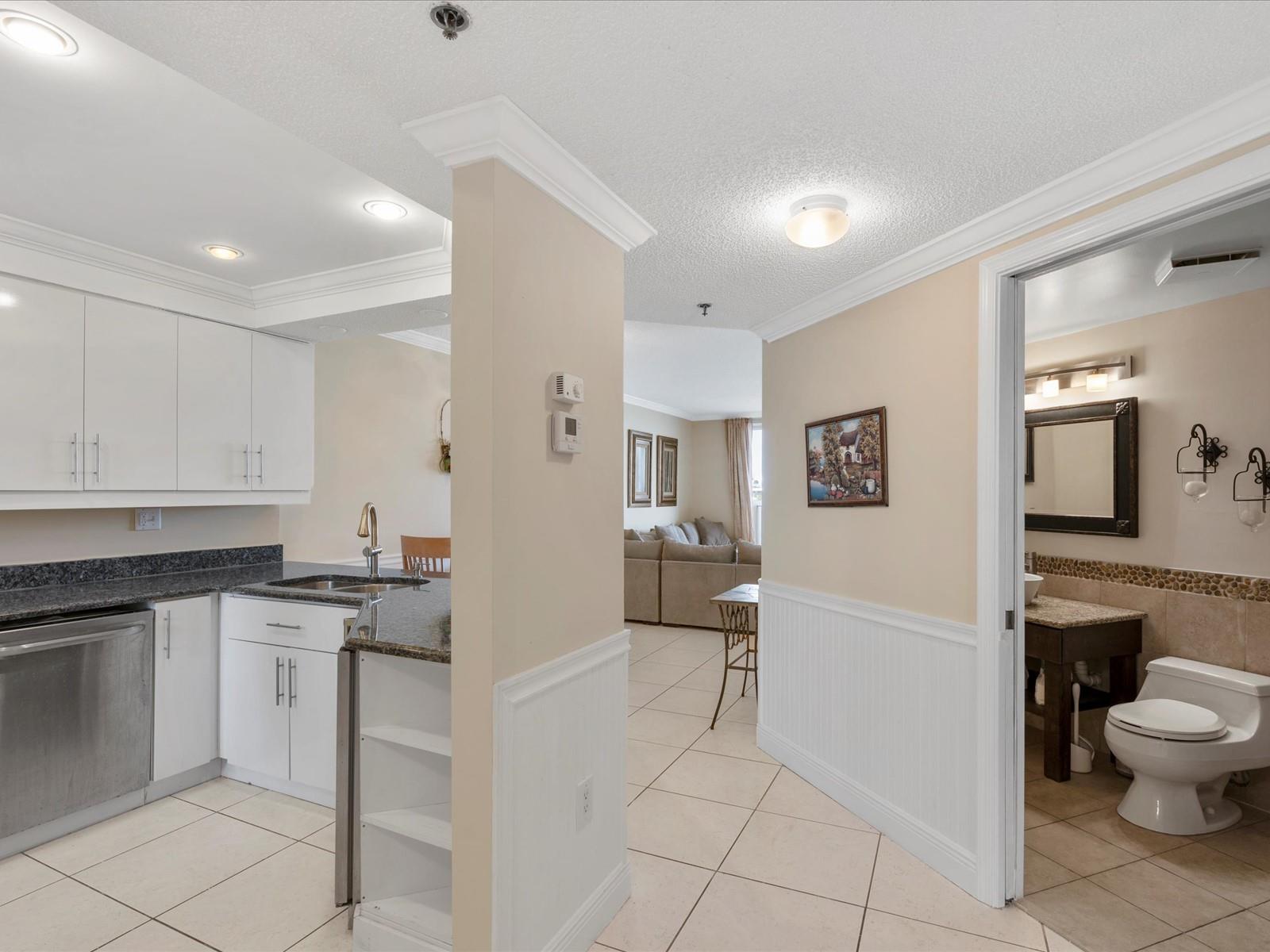 LES PELICANS (THE PELICAN) - Residential Lease