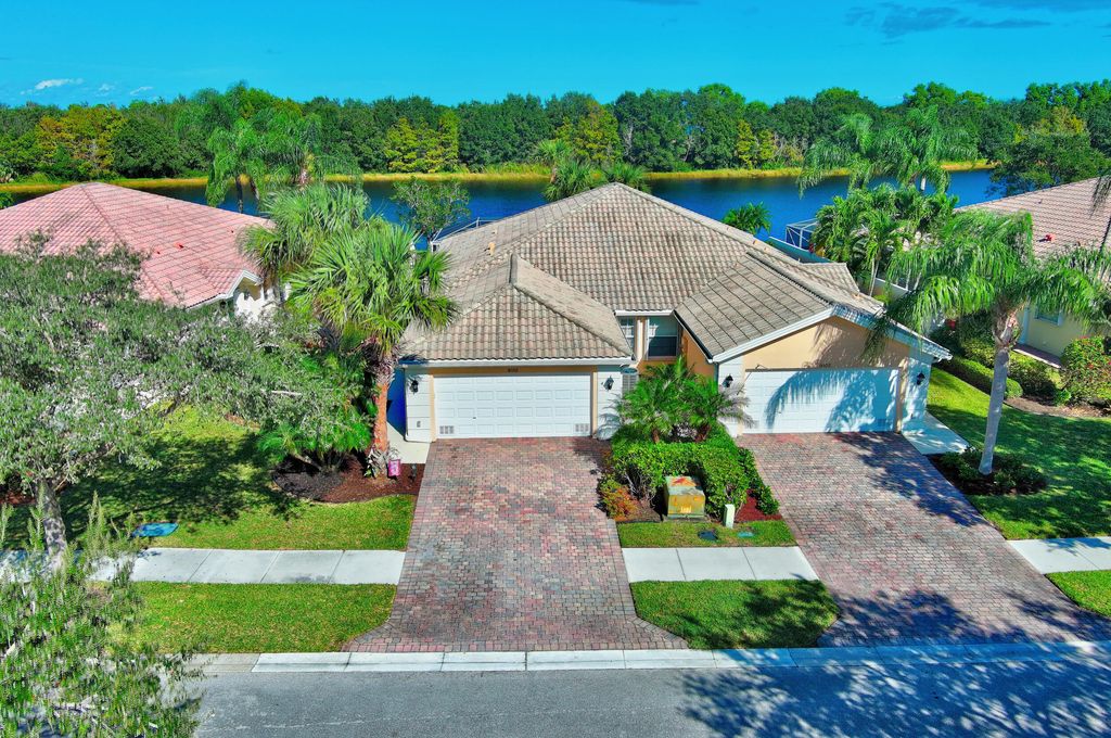 Photo of 9112 SE Retreat Drive, Hobe Sound, FL 33455 (MLS # R10933821)