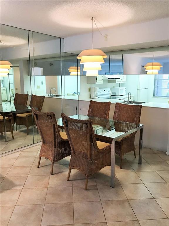 WYNMOOR - Residential