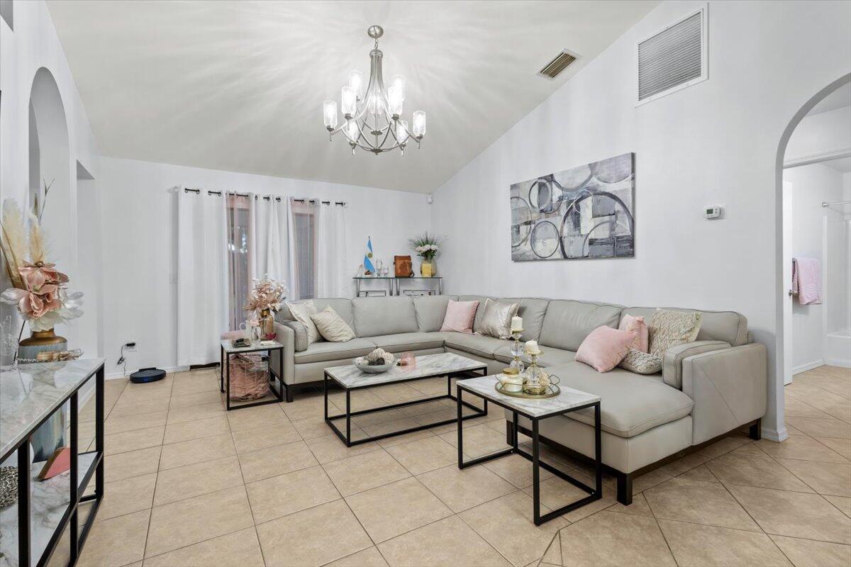 PORT ST LUCIE SECTION 25 - Residential