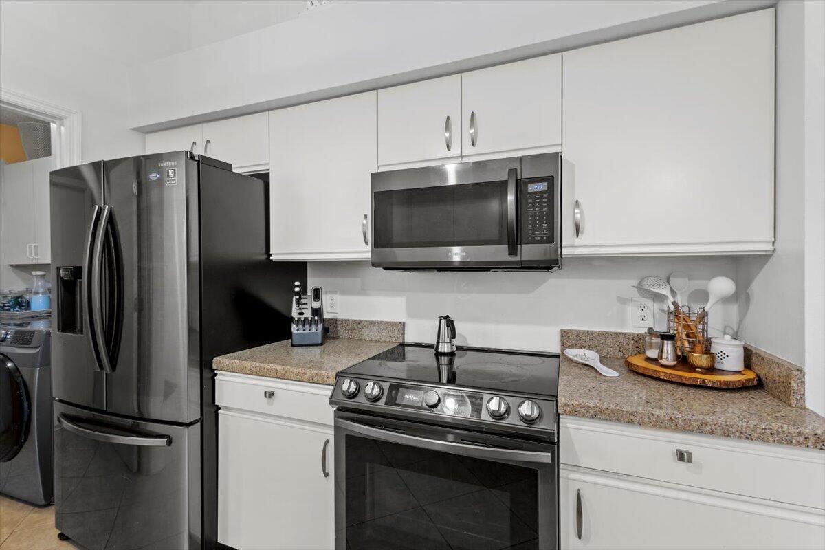 PORT ST LUCIE SECTION 25 - Residential