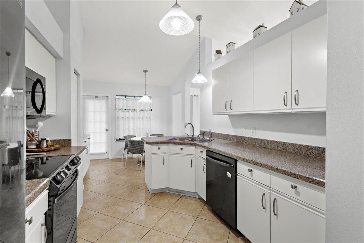 PORT ST LUCIE SECTION 25 - Residential