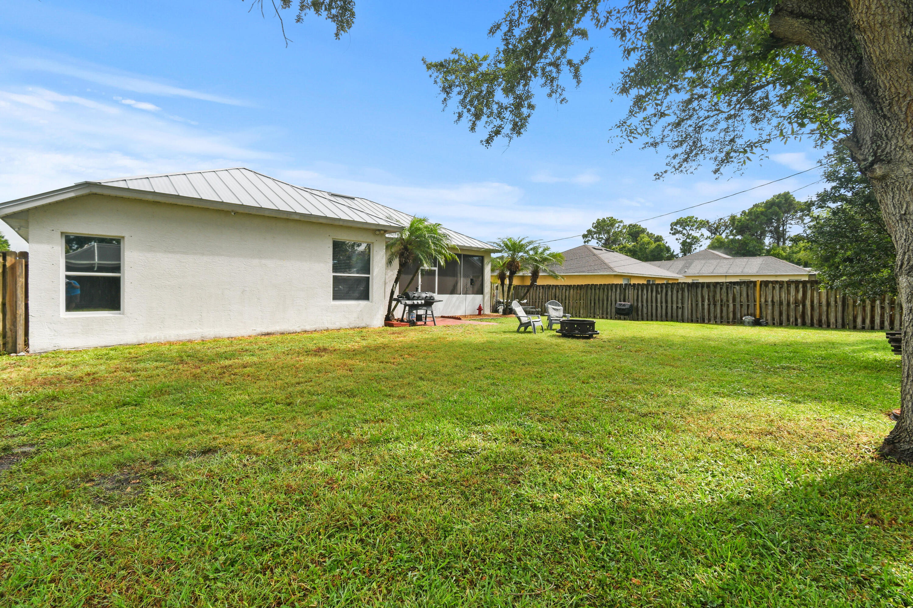 PORT ST LUCIE SECTION 19 - Residential