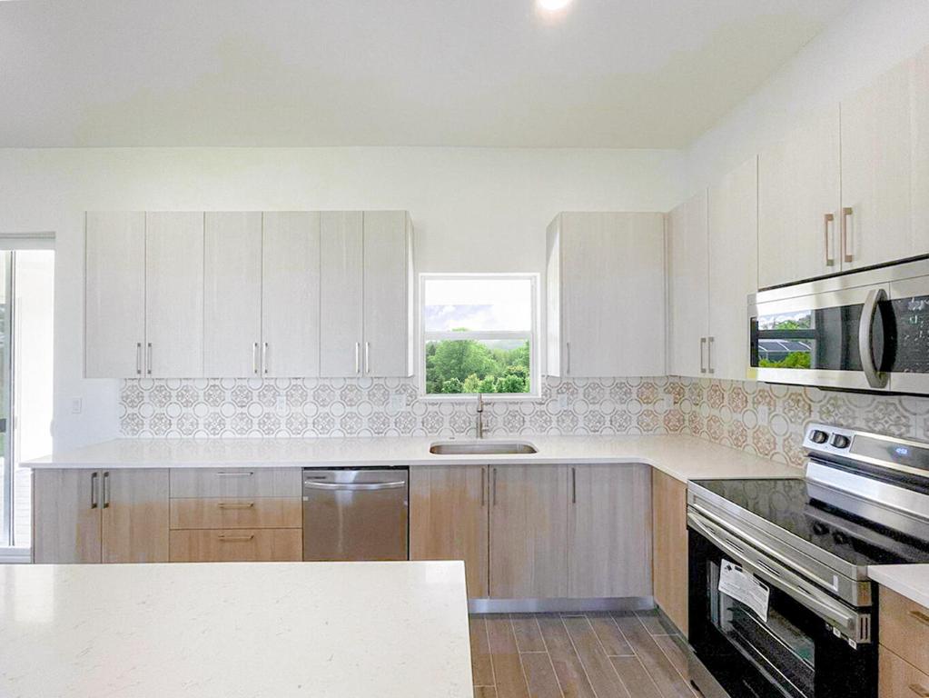 PCH 082 4444 0006 - Residential